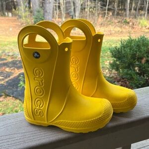 crocs Kids’ Handle It Rain Boot, yellow c13